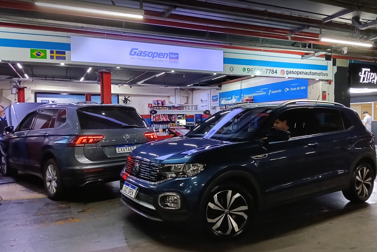 Dois veículos Volkswagen atendidos na GAS OPEN SKF Car Center